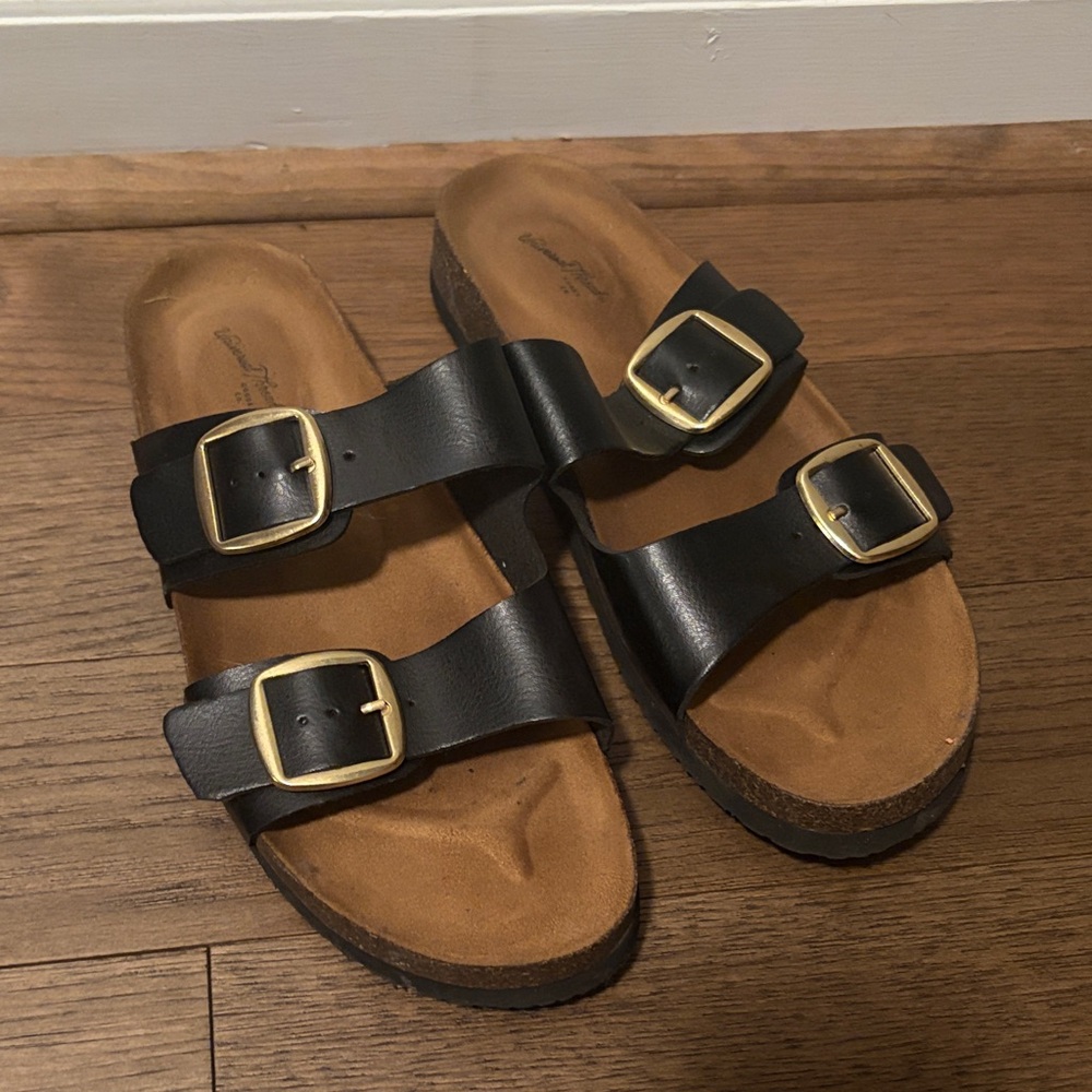 Universal Thread Black Sandals with Gold Buckles